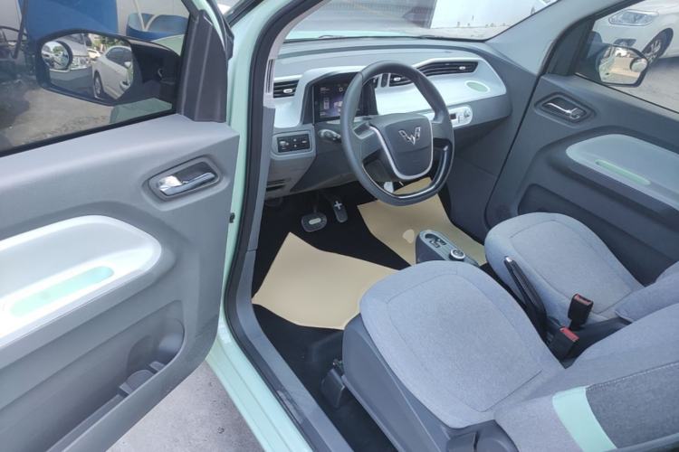 Used Wuling Hongguang MINIEV 2021 Macaron Premium Model – Lithium Iron Phosphate Driver Seat