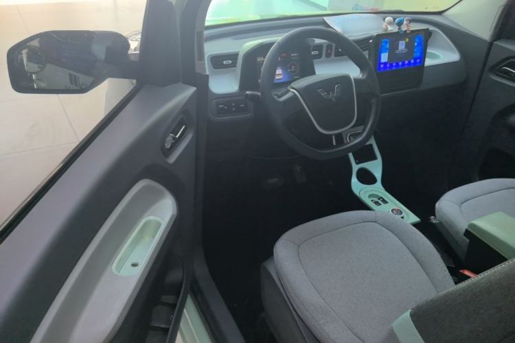 Used Wuling Hongguang MINIEV 2021 Macaron Fashion Edition Lithium-Ion Battery Driver Seat
