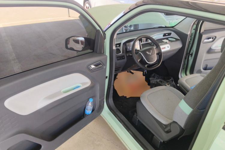 Used Wuling Hongguang MINIEV 2021 Macaron Fashion Model Lithium Iron Phosphate Driver Seat