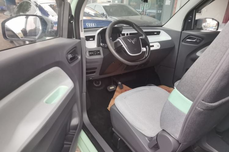 Used Wuling Hongguang MINIEV 2021 Macaron Premium Model – Lithium Iron Phosphate Driver Seat