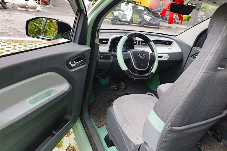 Used Wuling Hongguang MINIEV 2021 Macaron Premium Model – Lithium Iron Phosphate Driver Seat