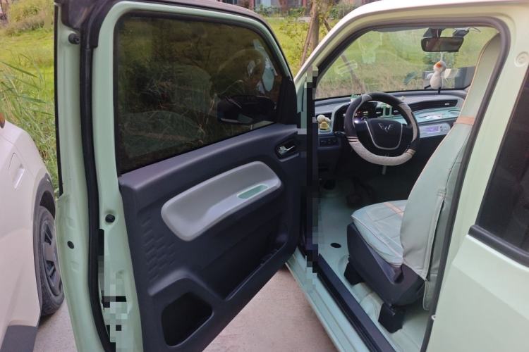 Used Wuling Hongguang MINIEV 2021 Macaron Premium Model – Lithium Iron Phosphate Driver Seat