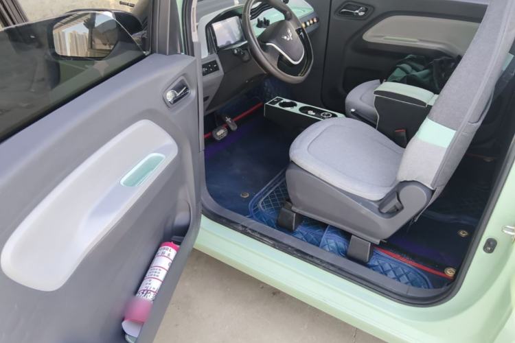 Used Wuling Hongguang MINIEV 2021 Macaron Fashion Edition Lithium-Ion Battery Driver Seat