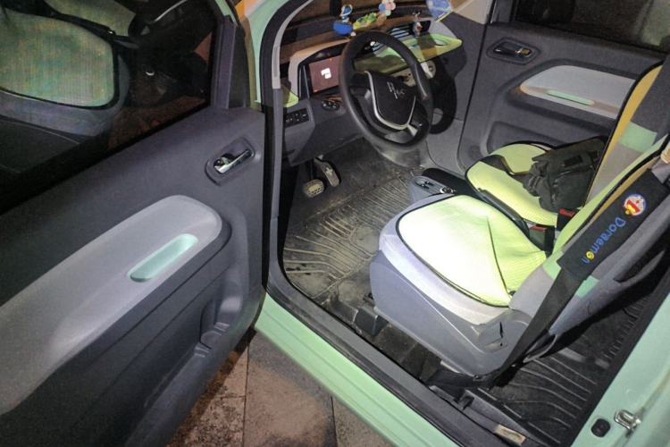 Used Wuling Hongguang MINIEV 2021 Macaron Premium Model – Lithium Iron Phosphate Driver Seat