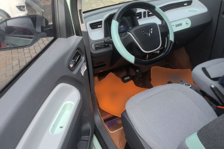 Used Wuling Hongguang MINIEV 2021 Macaron Premium Model – Lithium-NMC Driver Seat