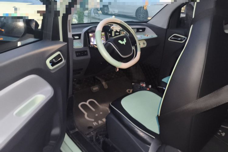 Used Wuling Hongguang MINIEV 2021 Macaron Premium Model – Lithium Iron Phosphate Driver Seat