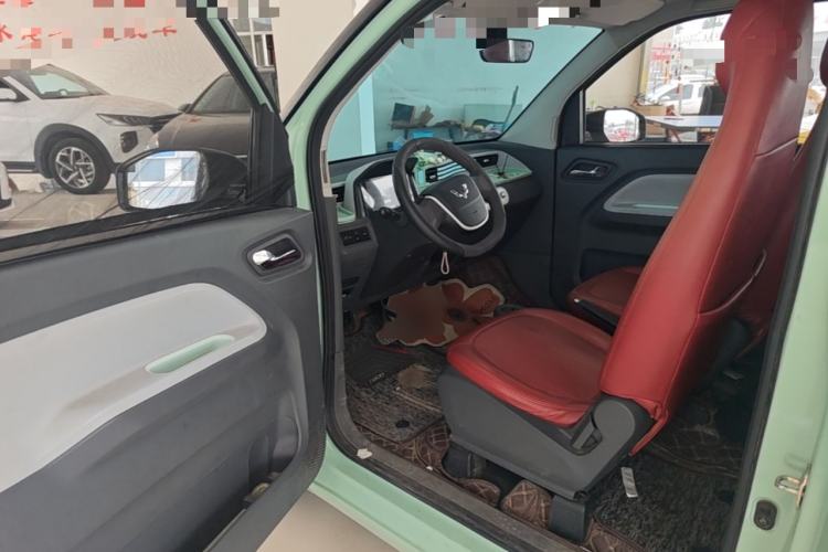 Used Wuling Hongguang MINIEV 2021 Macaron Fashion Edition Lithium-Ion Battery Driver Seat