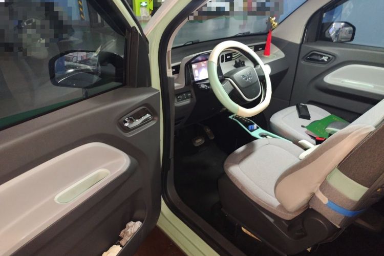Used Wuling Hongguang MINIEV 2021 Macaron Premium Model – Lithium Iron Phosphate Driver Seat