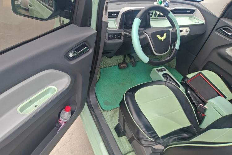 Used Wuling Hongguang MINIEV 2021 Macaron Premium Model – Lithium Iron Phosphate Driver Seat