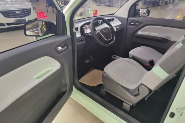 Used Wuling Hongguang MINIEV 2021 Macaron Premium Model – Lithium Iron Phosphate Driver Seat