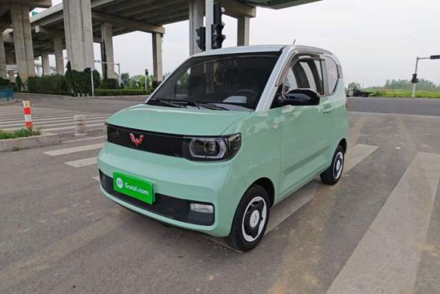 Used Wuling Hongguang MINIEV 2021 Macaron Fashion Model Lithium Iron Phosphate