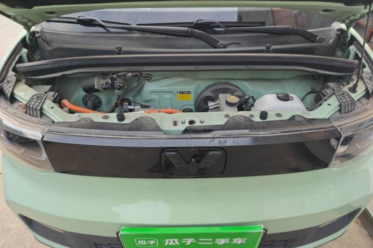 Used Wuling Hongguang MINIEV 2021 Macaron Fashion Edition Lithium-Ion Battery Engine Bay