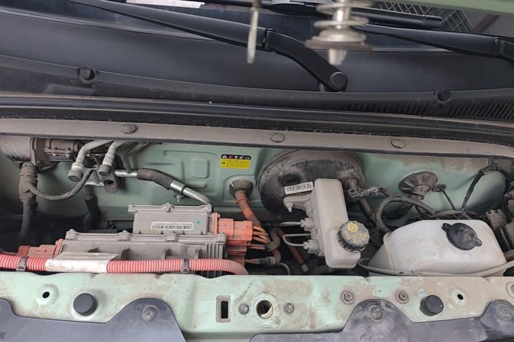 Used Wuling Hongguang MINIEV 2021 Macaron Premium Model – Lithium Iron Phosphate Engine Bay