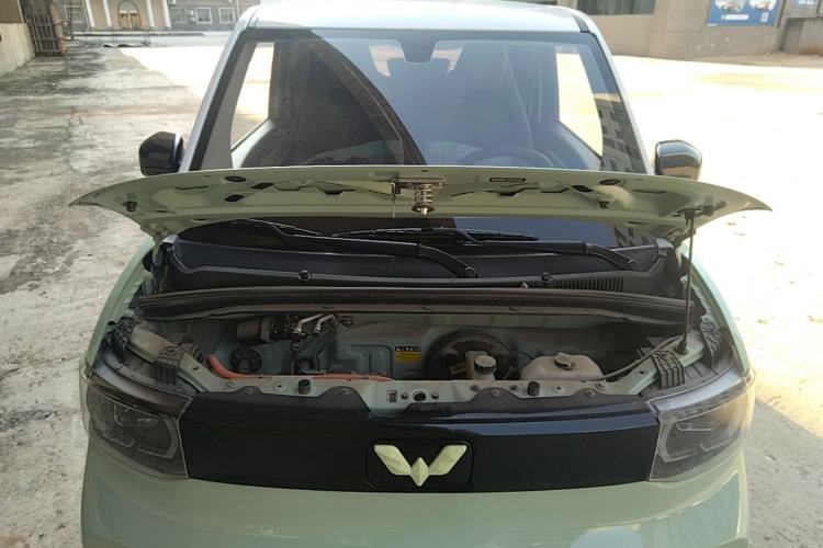 Used Wuling Hongguang MINIEV 2021 Macaron Premium Model – Lithium Iron Phosphate Engine Bay