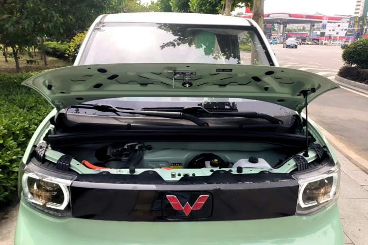 Used Wuling Hongguang MINIEV 2021 Macaron Premium Model – Lithium Iron Phosphate Engine Bay