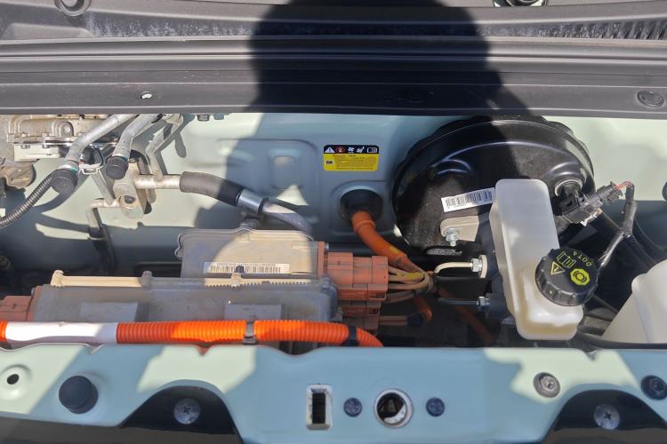 Used Wuling Hongguang MINIEV 2021 Macaron Premium Model – Lithium Iron Phosphate Engine Bay