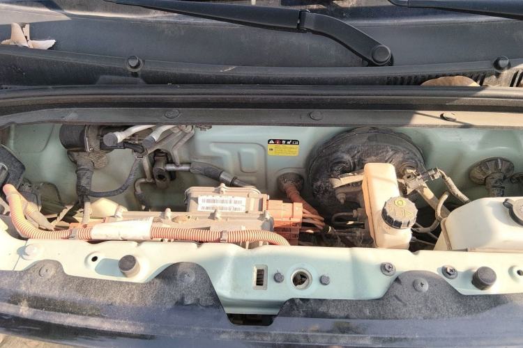 Used Wuling Hongguang MINIEV 2021 Macaron Premium Model – Lithium Iron Phosphate Engine Bay