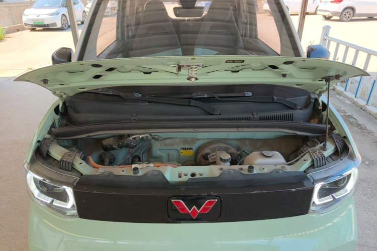 Used Wuling Hongguang MINIEV 2021 Macaron Premium Model – Lithium-NMC Engine Bay