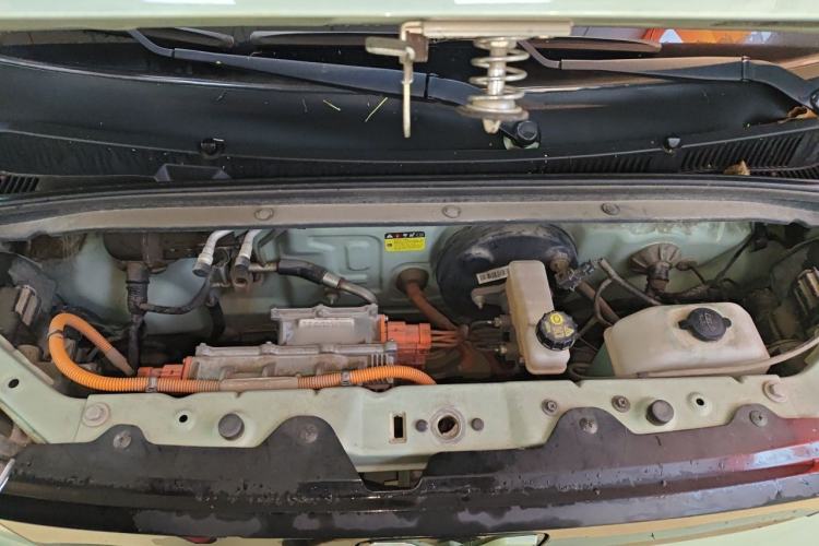 Used Wuling Hongguang MINIEV 2021 Macaron Premium Model – Lithium-NMC Engine Bay