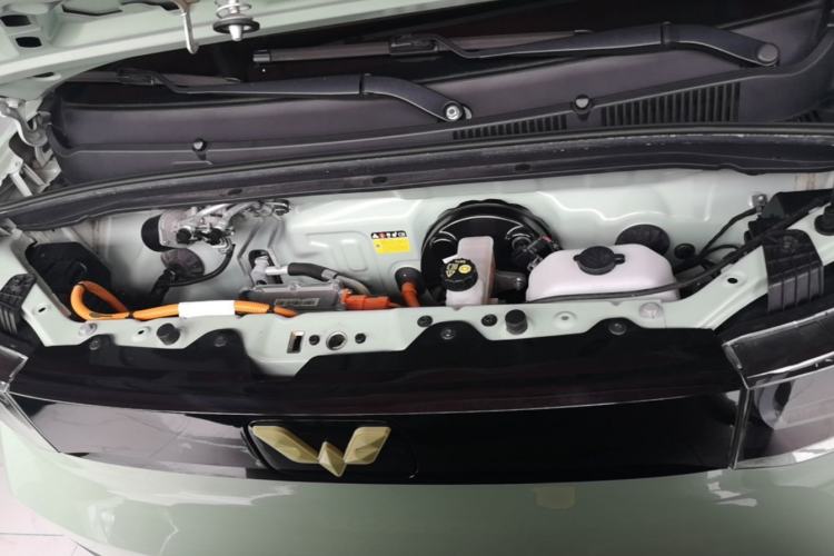 Used Wuling Hongguang MINIEV 2021 Macaron Premium Model – Lithium Iron Phosphate Engine Bay