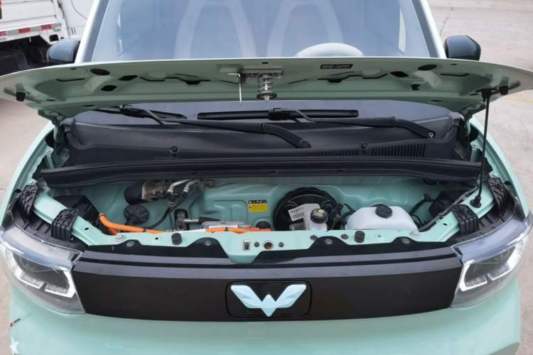 Used Wuling Hongguang MINIEV 2021 Macaron Premium Model – Lithium Iron Phosphate Engine Bay