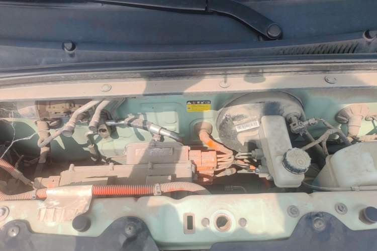 Used Wuling Hongguang MINIEV 2021 Macaron Premium Model – Lithium Iron Phosphate Engine Bay