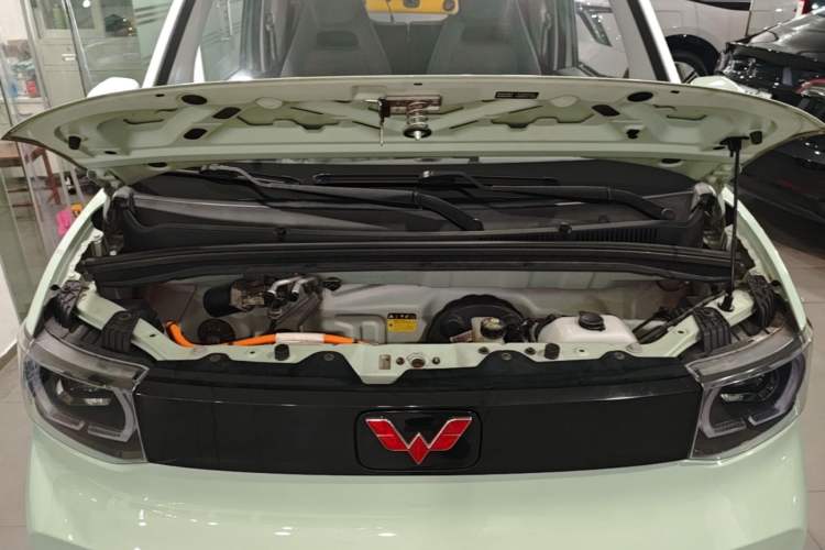 Used Wuling Hongguang MINIEV 2021 Macaron Premium Model – Lithium Iron Phosphate Engine Bay