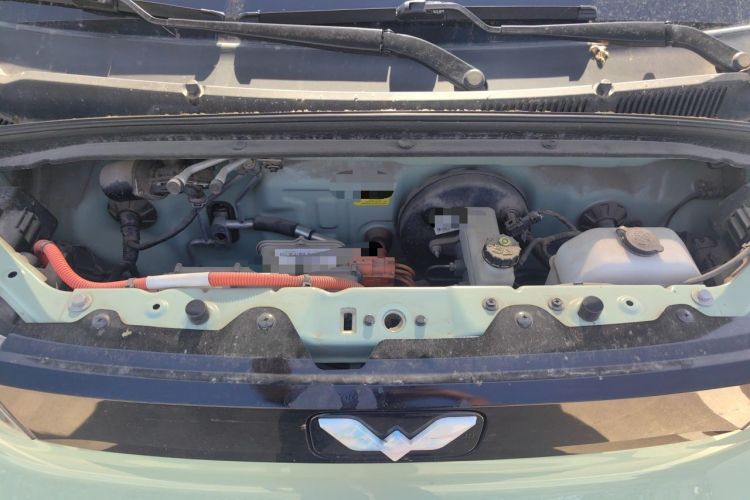 Used Wuling Hongguang MINIEV 2021 Macaron Fashion Edition Lithium-Ion Battery Engine Bay
