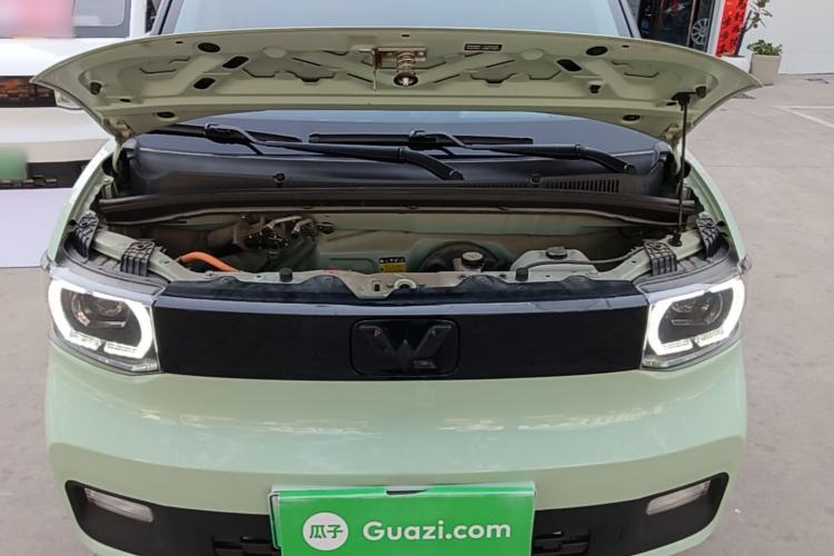 Used Wuling Hongguang MINIEV 2021 Macaron Fashion Model Lithium Iron Phosphate Engine Bay