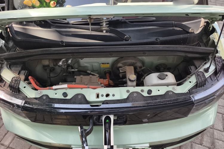 Used Wuling Hongguang MINIEV 2021 Macaron Premium Model – Lithium-NMC Engine Bay