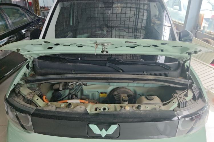 Used Wuling Hongguang MINIEV 2021 Macaron Premium Model – Lithium Iron Phosphate Engine Bay