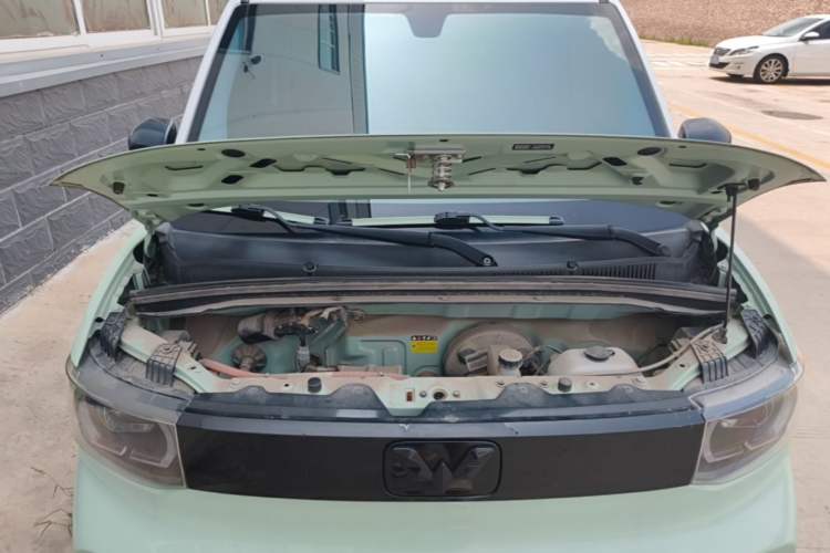 Used Wuling Hongguang MINIEV 2021 Macaron Premium Model – Lithium Iron Phosphate Engine Bay