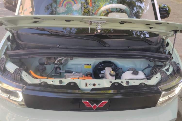 Used Wuling Hongguang MINIEV 2021 Macaron Premium Model – Lithium Iron Phosphate Engine Bay