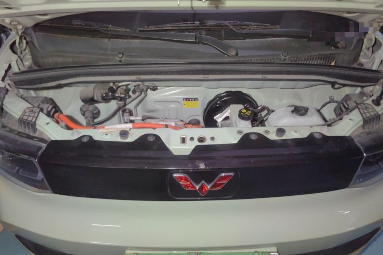 Used Wuling Hongguang MINIEV 2021 Macaron Fashion Model Lithium Iron Phosphate Engine Bay