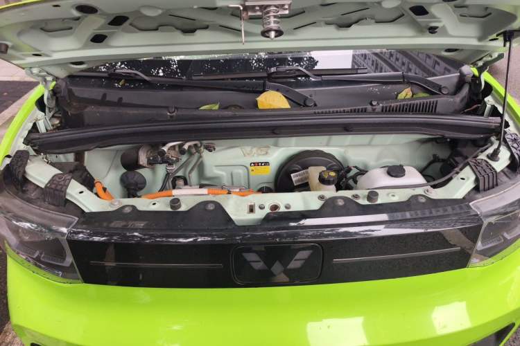 Used Wuling Hongguang MINIEV 2021 Macaron Premium Model – Lithium-NMC Engine Bay