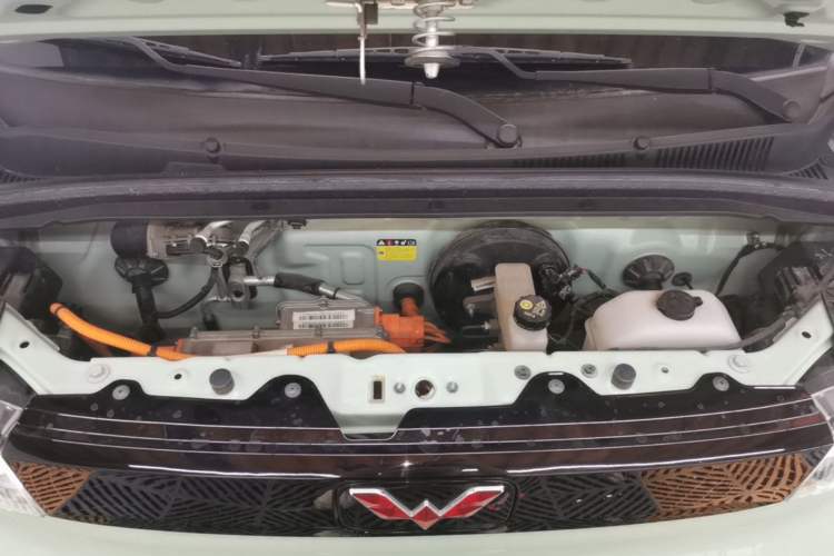 Used Wuling Hongguang MINIEV 2021 Macaron Premium Model – Lithium Iron Phosphate Engine Bay