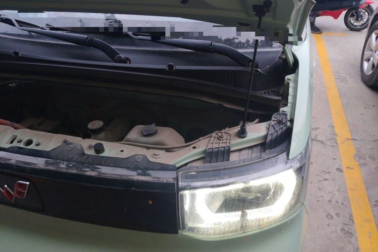 Used Wuling Hongguang MINIEV 2021 Macaron Premium Model – Lithium Iron Phosphate Engine Bay Left