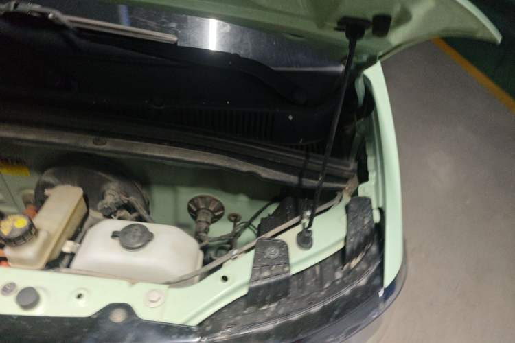 Used Wuling Hongguang MINIEV 2021 Macaron Premium Model – Lithium-NMC Engine Bay Left