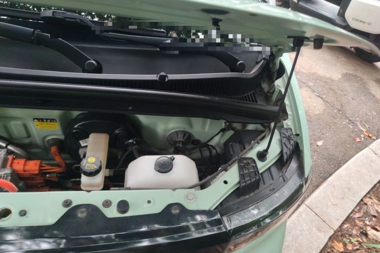 Used Wuling Hongguang MINIEV 2021 Macaron Premium Model – Lithium Iron Phosphate Engine Bay Left