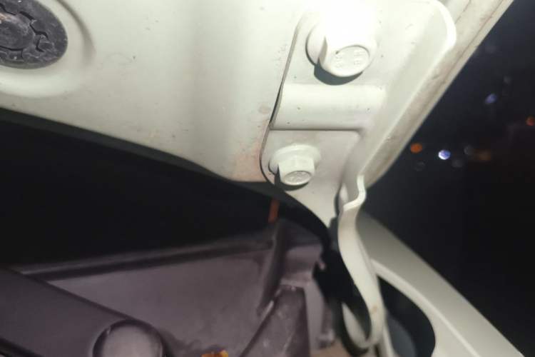 Used Wuling Hongguang MINIEV 2021 Macaron Premium Model – Lithium Iron Phosphate Engine Bay Left