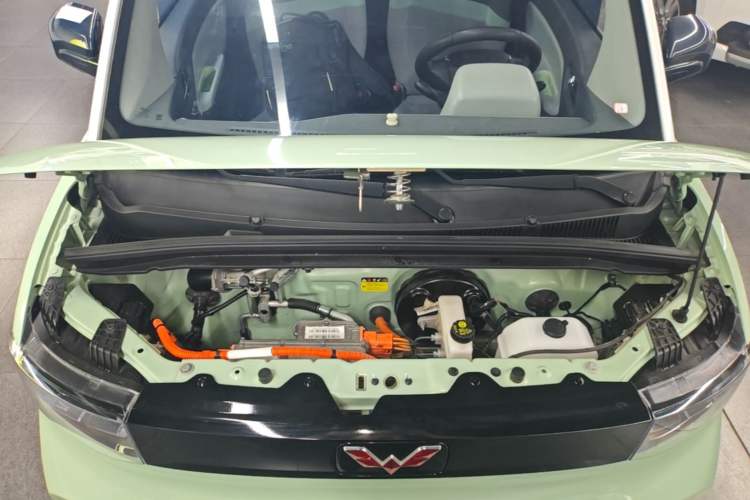 Used Wuling Hongguang MINIEV 2021 Macaron Premium Model – Lithium Iron Phosphate Engine Bay