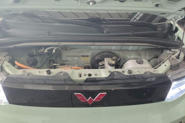 Used Wuling Hongguang MINIEV 2021 Macaron Premium Model – Lithium Iron Phosphate Engine Bay