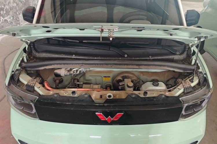 Used Wuling Hongguang MINIEV 2021 Macaron Premium Model – Lithium Iron Phosphate Engine Bay