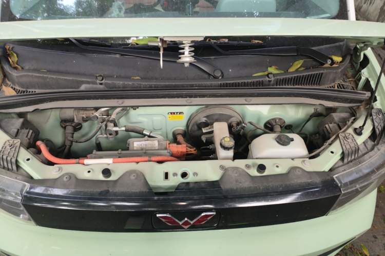 Used Wuling Hongguang MINIEV 2021 Macaron Premium Model – Lithium Iron Phosphate Engine Bay
