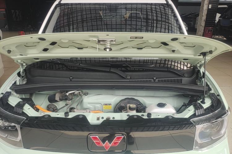 Used Wuling Hongguang MINIEV 2021 Macaron Premium Model – Lithium-NMC Engine Bay