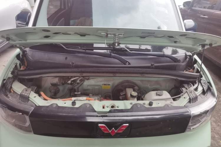 Used Wuling Hongguang MINIEV 2021 Macaron Premium Model – Lithium Iron Phosphate Engine Bay