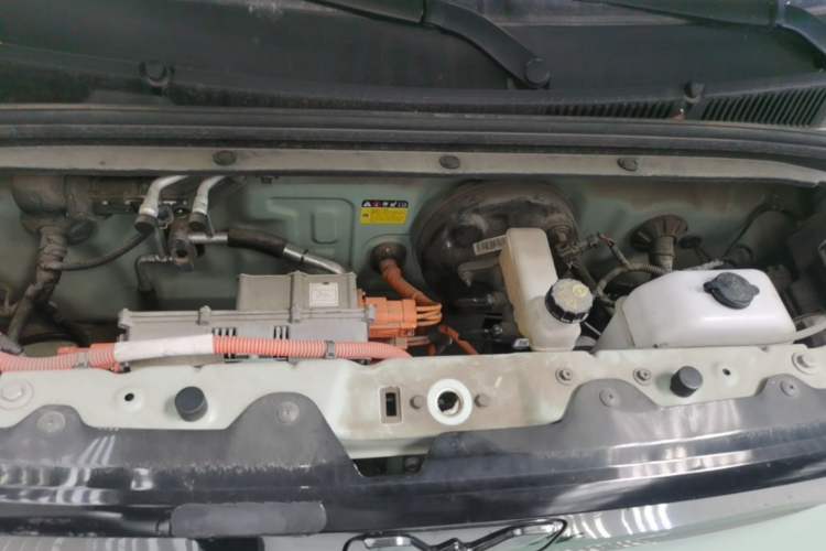 Used Wuling Hongguang MINIEV 2021 Macaron Premium Model – Lithium Iron Phosphate Engine Bay