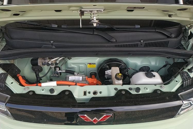 Used Wuling Hongguang MINIEV 2021 Macaron Premium Model – Lithium Iron Phosphate Engine Bay