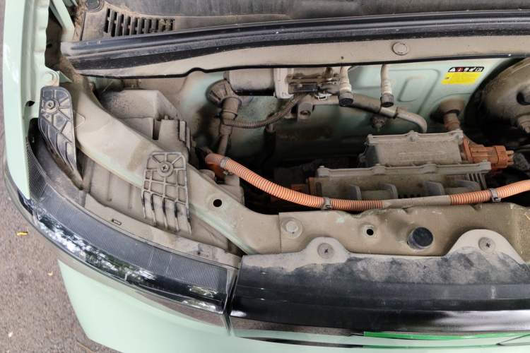 Used Wuling Hongguang MINIEV 2021 Macaron Fashion Model Lithium Iron Phosphate Engine Bay Right