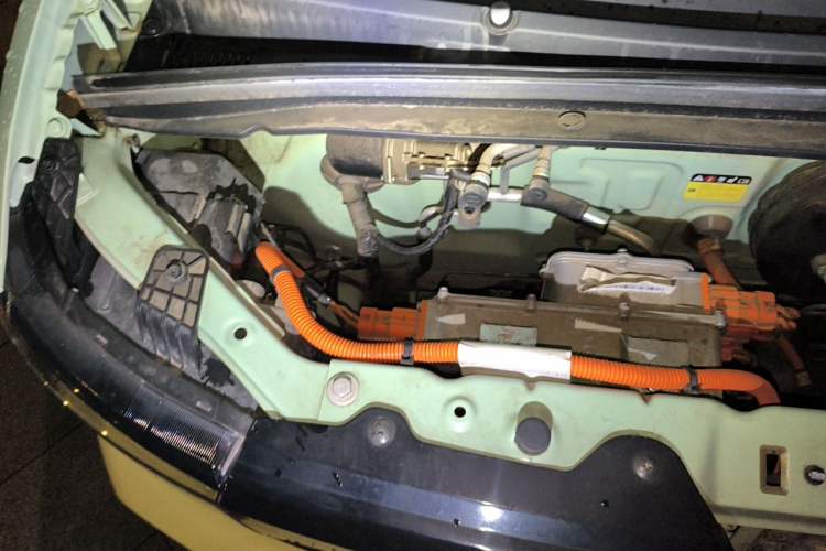 Used Wuling Hongguang MINIEV 2021 Macaron Premium Model – Lithium Iron Phosphate Engine Bay Right